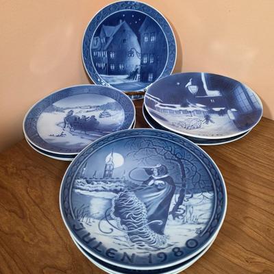 LOT 90D: Large Collection Of Vintage Royal Copenhagen Holiday & Mother's Day Plates, Dated From 1925 & 1960's - 1980