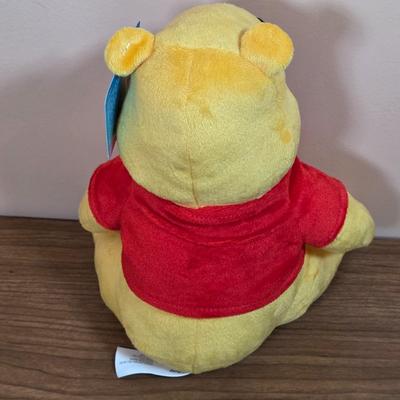 LOT 99F: Disney's Winnie The Pooh Plush Stuffed Animal Winnie The Pooh Bear & Tufted Wall Art