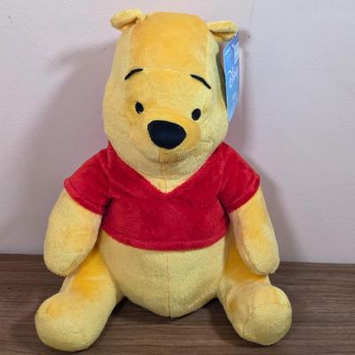 LOT 99F: Disney's Winnie The Pooh Plush Stuffed Animal Winnie The Pooh Bear & Tufted Wall Art
