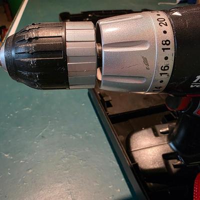 LOT 100B: Craftsman 18.0 Volt Drill/Driver With Charger & Bits In Case, Model 315.13340