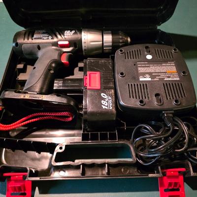 LOT 100B: Craftsman 18.0 Volt Drill/Driver With Charger & Bits In Case, Model 315.13340