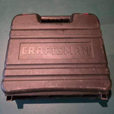 LOT 100B: Craftsman 18.0 Volt Drill/Driver With Charger & Bits In Case, Model 315.13340