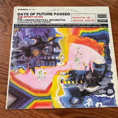 LOT 121L: Various Artists on Vinyl including The Monkees, Grateful Dead, Beach Boys and More!