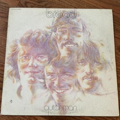 LOT 121L: Various Artists on Vinyl including The Monkees, Grateful Dead, Beach Boys and More!