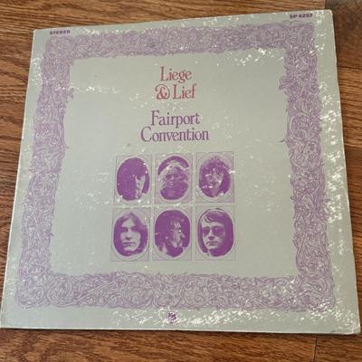 LOT 123L: Various Artists on Vinyl including Linda Ronstadt, Jefferson Airplane and Many More!