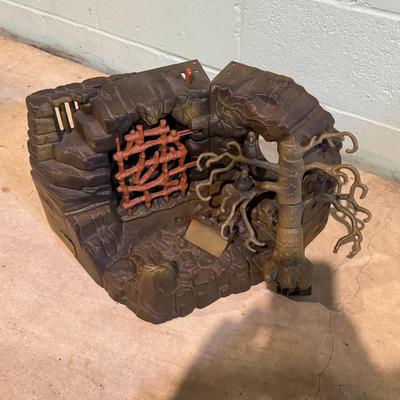 LOT 129B: Action Play Set