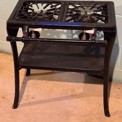 LOT 132B: Vintage Cast Iron Stove 2262 L