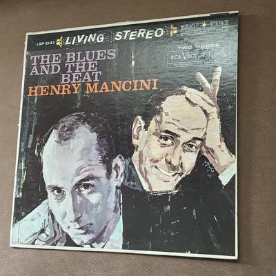 LOT 135F: Vinyl Record Collection