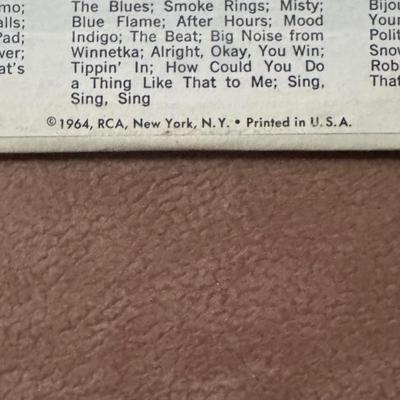 LOT 135F: Vinyl Record Collection