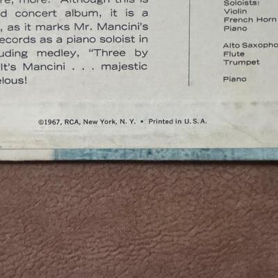 LOT 135F: Vinyl Record Collection