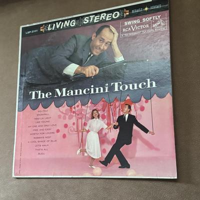 LOT 135F: Vinyl Record Collection