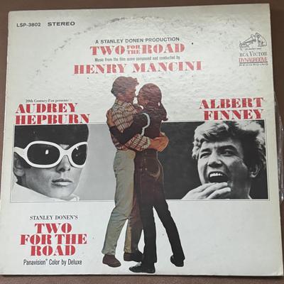 LOT 135F: Vinyl Record Collection