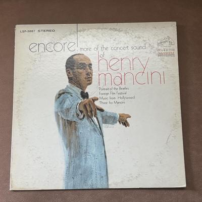 LOT 135F: Vinyl Record Collection