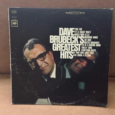 LOT 136F: Vinyl Record Collection