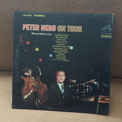 LOT 137F: Vinyl Record Collection