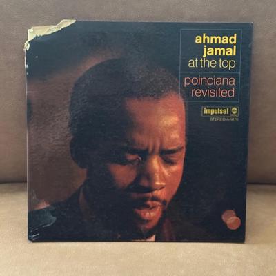 LOT 138F: Vinyl Record Collection