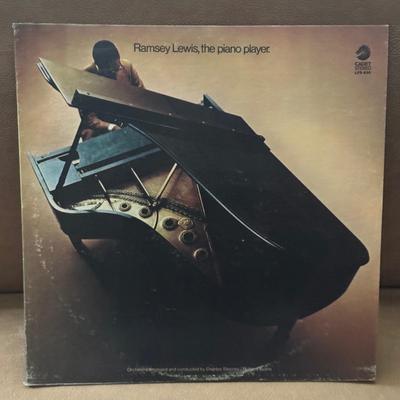 LOT 139F: Vinyl Record Collection