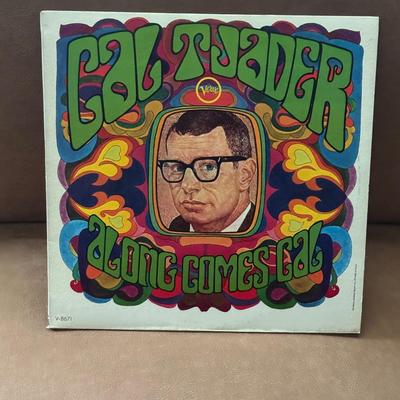 LOT 139F: Vinyl Record Collection