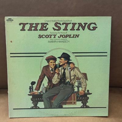 LOT 139F: Vinyl Record Collection