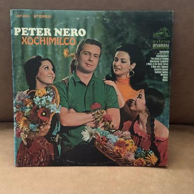 LOT 139F: Vinyl Record Collection