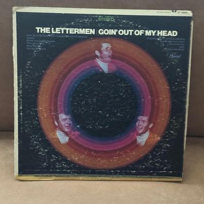 LOT 139F: Vinyl Record Collection