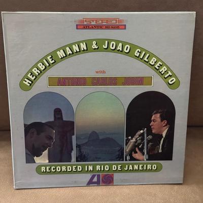 LOT 139F: Vinyl Record Collection
