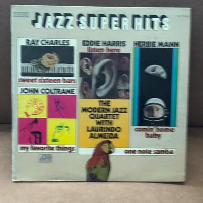 LOT 140F: Vinyl Record Collection