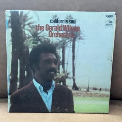 LOT 140F: Vinyl Record Collection