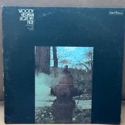 LOT 140F: Vinyl Record Collection