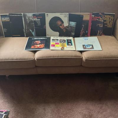 LOT 140F: Vinyl Record Collection