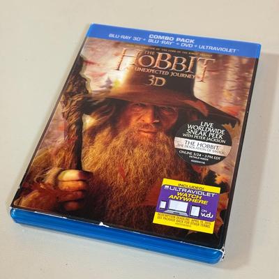 LOT 147D: Moulin Rouge Special Edition DVD & Collection of Blu-Rays: Star Trek 2008, Murder on the Orient Express, The Hobbit: An...