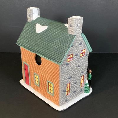 LOT 246: Decorative Villages - Dept. 56, Lemax and Victorian Village - "Knottinghill Church", Mill Creek Crossing, Garage...