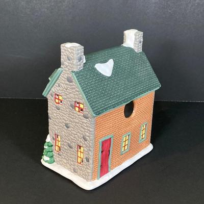 LOT 246: Decorative Villages - Dept. 56, Lemax and Victorian Village - "Knottinghill Church", Mill Creek Crossing, Garage...