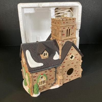 LOT 246: Decorative Villages - Dept. 56, Lemax and Victorian Village - "Knottinghill Church", Mill Creek Crossing, Garage...