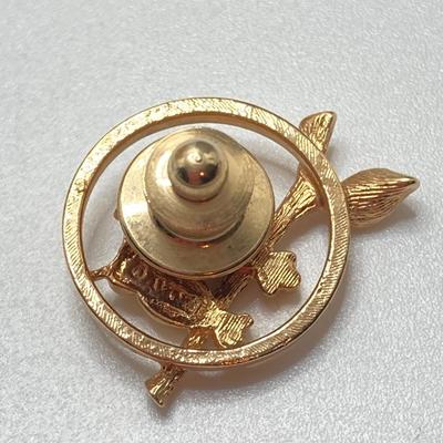 LOT 250: Vintage Sarah Coventry Bracelet, Owl / Flower / Leaf Pins, Gold Tone Chains and More