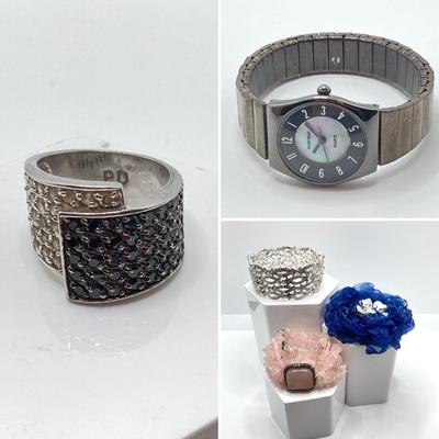 LOT 251: Collection of Fashion Jewelry - Ellen Tracy and More