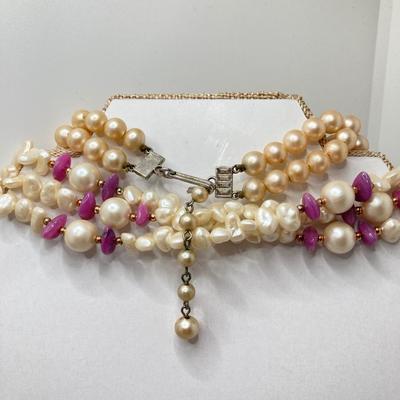 LOT 252: Faux Pearl, Faceted and Beaded Necklace Collection