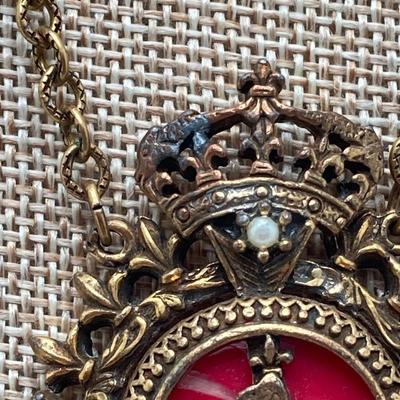 LOT 253: Premier and Fashion Necklace Collection