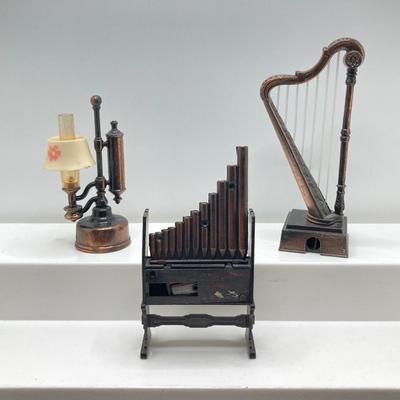 LOT 265: Collection of Bronze Decorative Pencil Sharpeners and Vintage Train and Ship Collectible Cards