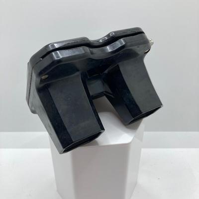 LOT 266: Vintage Viewfinders / Reels, Flash Bulbs, Polaroid Instant Pocket Camera and Sunset Quartzette 67 Lamp in Original Box