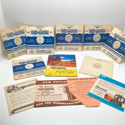 LOT 266: Vintage Viewfinders / Reels, Flash Bulbs, Polaroid Instant Pocket Camera and Sunset Quartzette 67 Lamp in Original Box