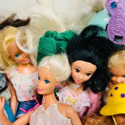 LOT 272: Collection of Barbie and Other Fashion Dolls, Clothing, Horses, a Polly Pocket Map Mat