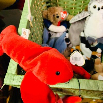 LOT 275: Green Wicker Trunk Loaded with Ty Beanie Babies and Mini Beanies