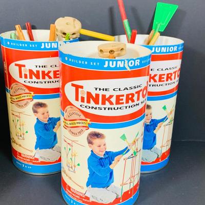 LOT 279 Vintage Tinkertoy Construction Sets, Giant Picture Dominoes and a Lincoln Log Contianer.