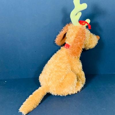 LOT 297: Dr Seuss Plushes Featuring the Grinch and Max and Holiday Children’s Bookx