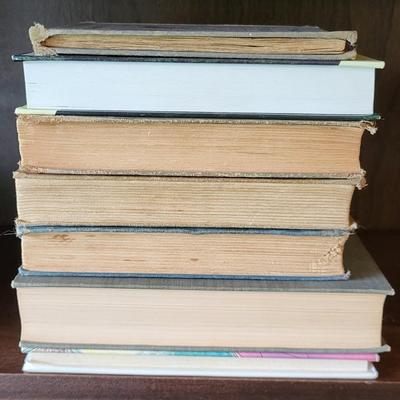 LOT 299: Seven Assorted Vintage Hard Back Books - Nancy Drew and More