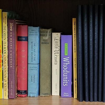 LOT 304: Three Rows of Various Assortment of Books