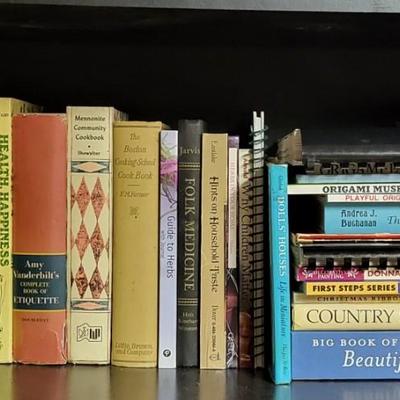 LOT 309: Bookshelf of Various Crafting Books