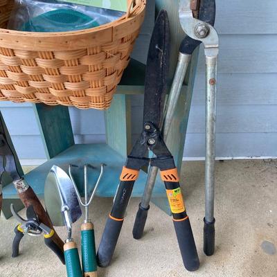 LOT 314: Gardener / Outdoor Collection - Wooden Rack / Shelf with Shovel, Garden Tools and Croquet Set
