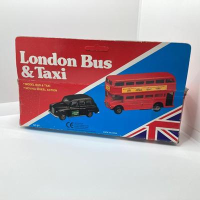 LOT 315: Vintage London England Wall Art, Books and Toy London Bus and Taxi in Original Package